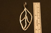 leaf pendent b